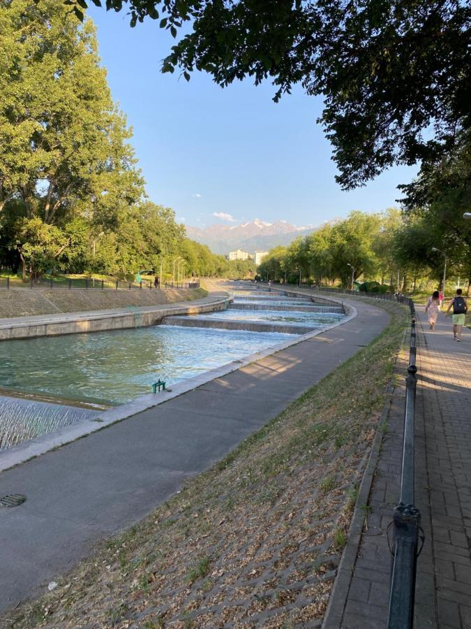 Студия Эрмитаж Атакент Almaty Exterior photo